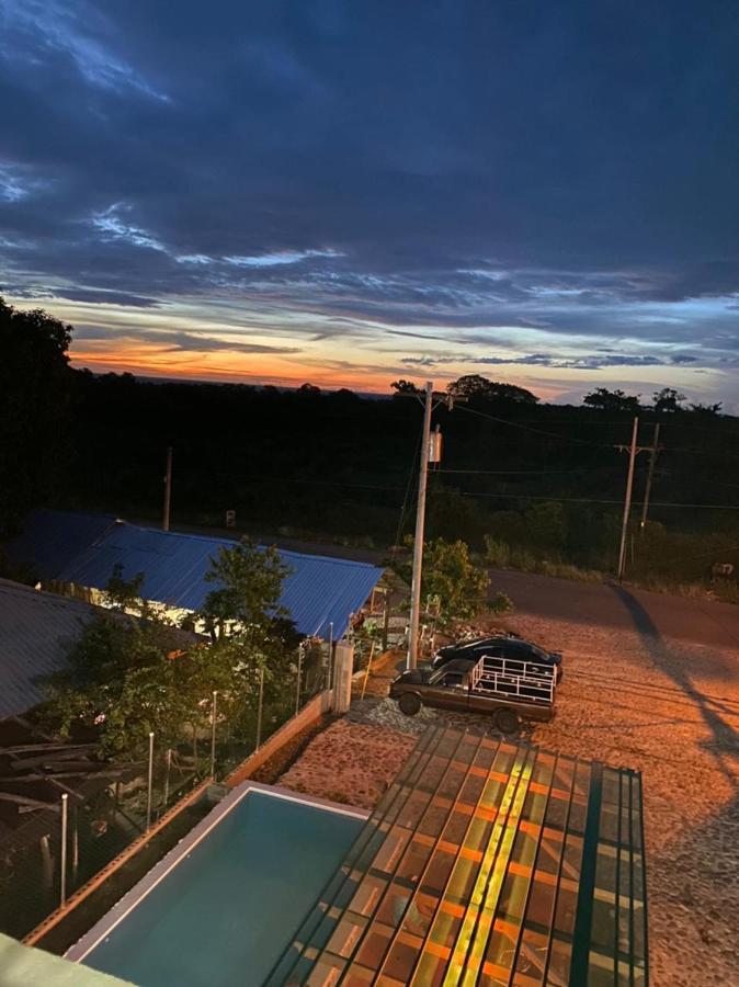 Hotel y Restaurante Virgen de Fátima La Ceiba Exterior foto